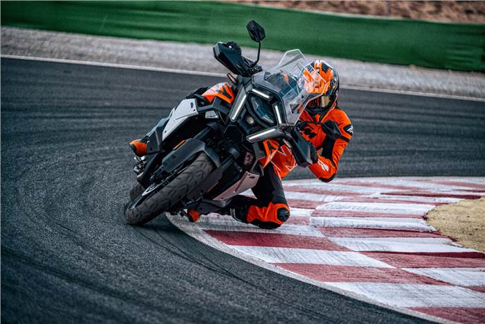 KTM 1390 Super Adventure, S Evo, design, power, features